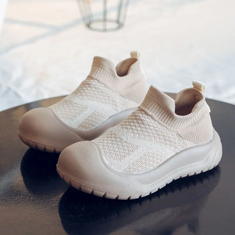 

Новые стильные вязаные спортивные кроссовки без шнуровки с дышащей сеткой для мальчиков, весенне-осенняя цельная детская обувь ​