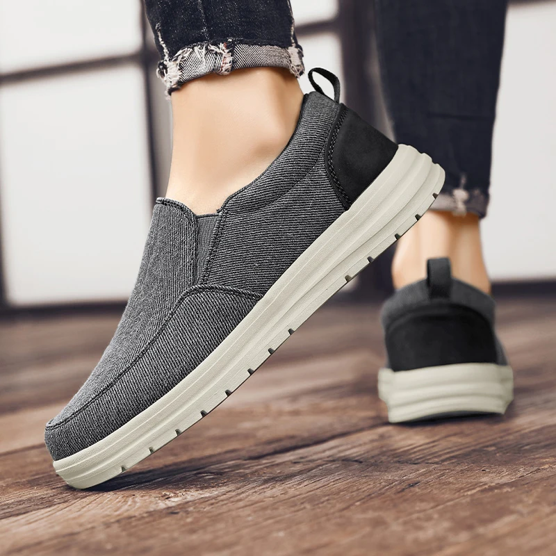 Men Casual Shoes Canvas Breathable Loafers Men 2023 Male Comfortable Outdoor Walking Shoes Classic Loafers Men Sneakers Summer