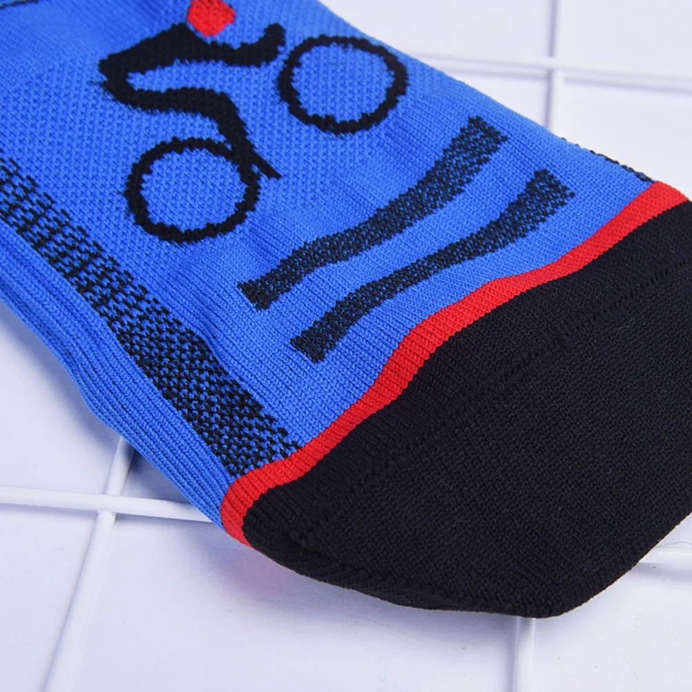 

2Pair Athletic Cycling Socks Mid-Stocking Thicken Breathable Mesh Nylon Sports Anti-Slip Socks -44 Stockings