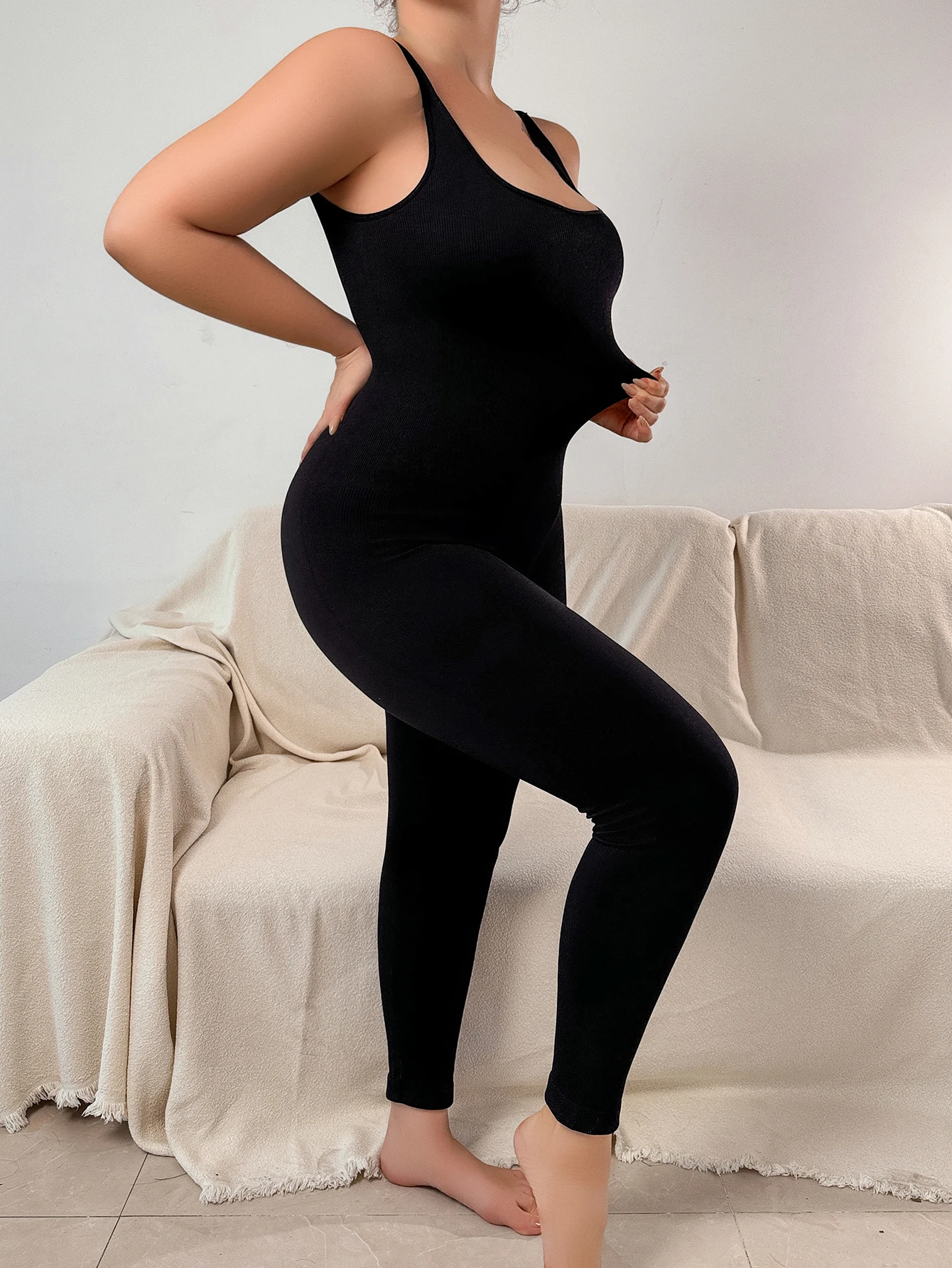 Plus size women's seamless one-piece pants belly lift Body Shapewear Yoga fitness body suit image 4