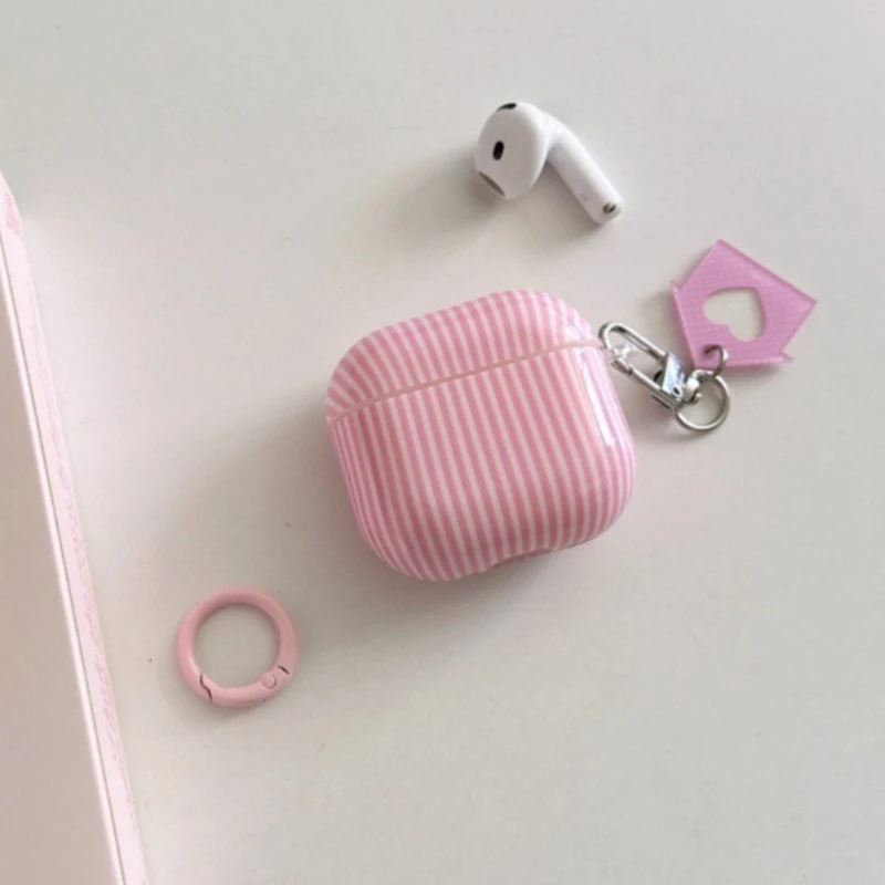 IMD Pink Stripes Muster Ohrhörer-Hülle für Airpods 4 3 2 1 Pro Hülle für Airpods Pro2 Pro3 Kabellose Bluetooth-Abdeckung mit Anhänger