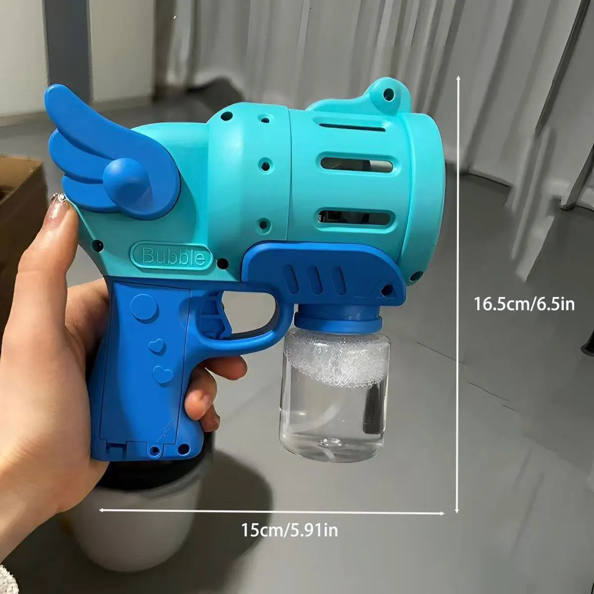 Máquina de burbujas de alas de Navidad para niños, juguete de burbujas al aire libre, juego de soplado automático, regalo de Halloween para niños (sin agua de burbujas)