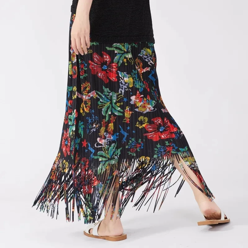 2023 Women Holiday Beach Skirts Female Spring Summer Printed Elastic Waist Fashion Pleated Skirt Package Hip Hem Floral Skirt