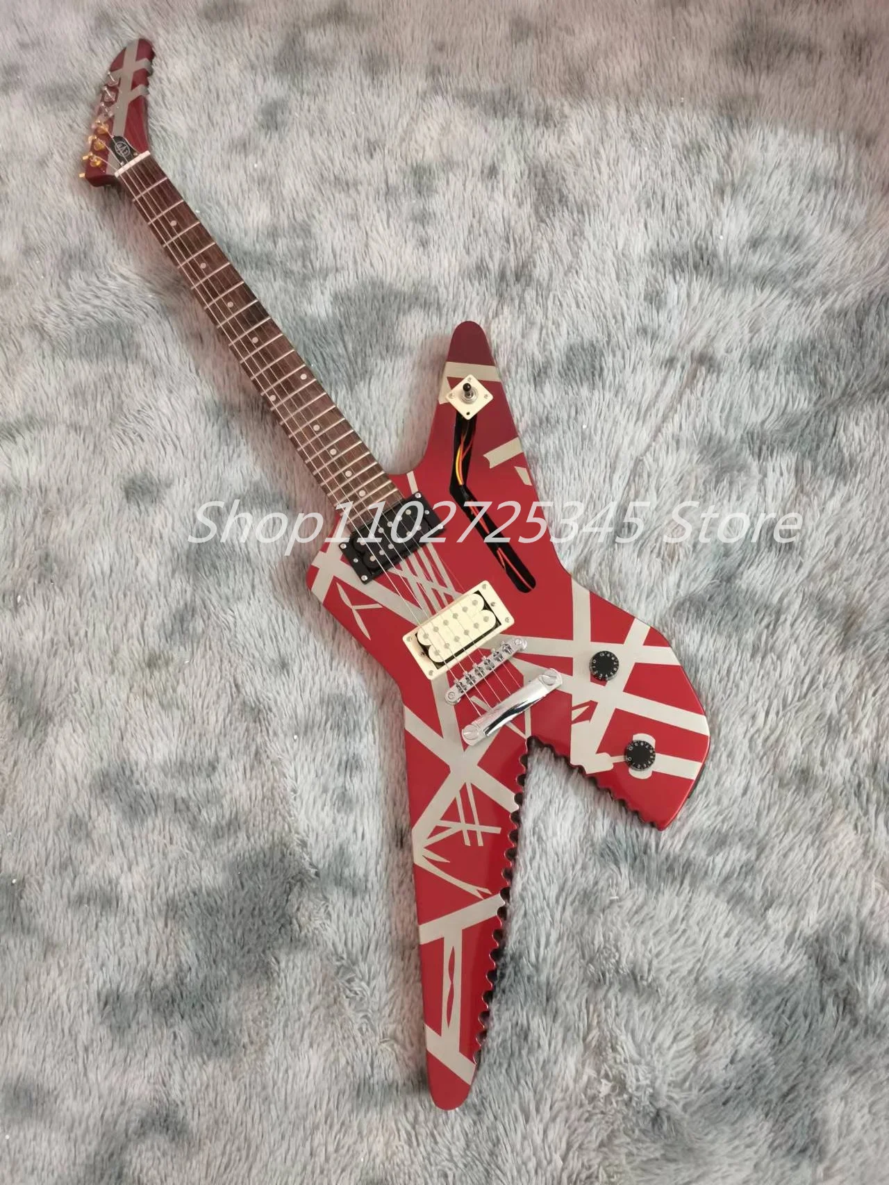 6-string guitar, Rose Wood fingerboard, silver and gold accessories, fixed bridge, seller to bear shipping cost