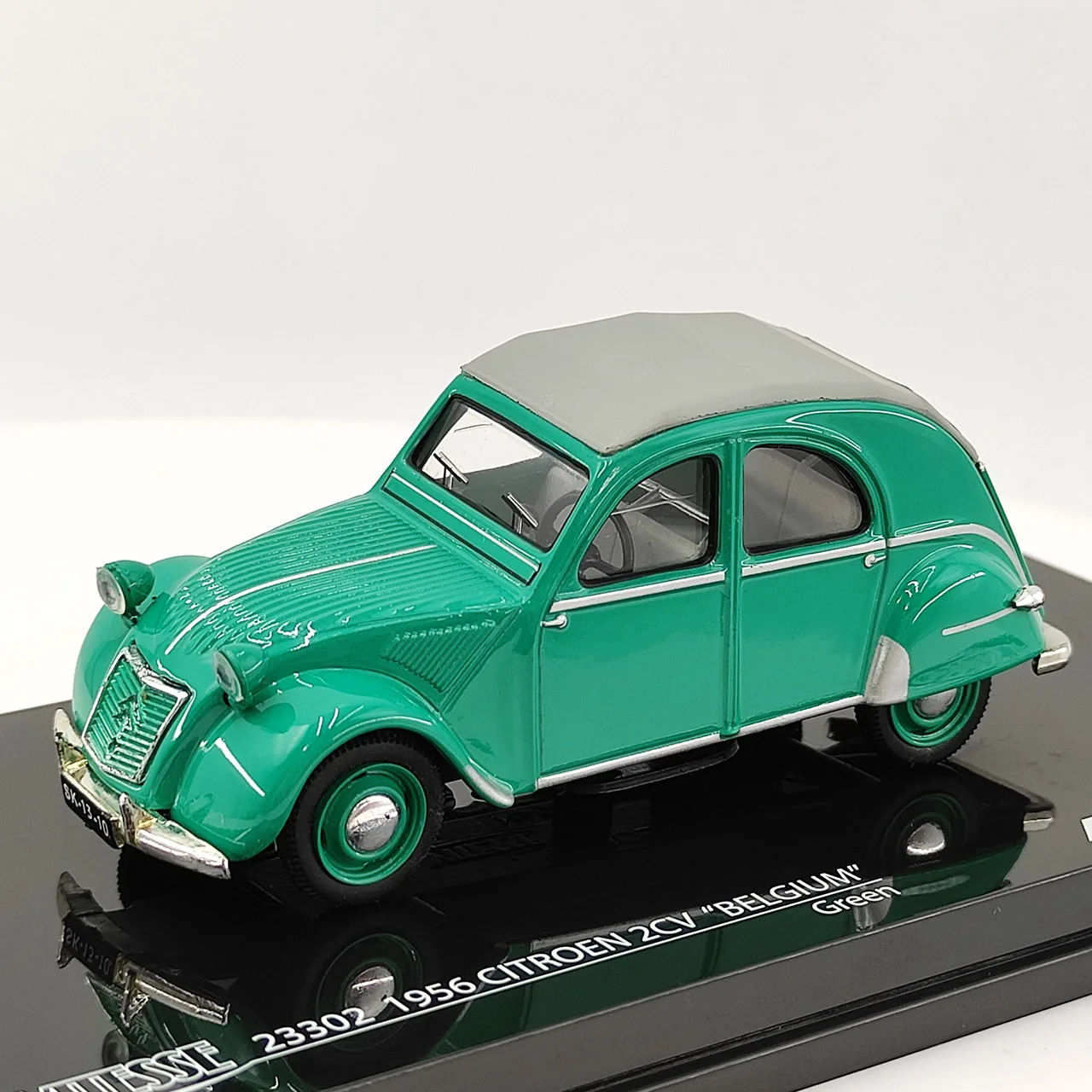 

Масштаб 1:43 1956 Citroen 2CV "Бельгийский" модель автомобиля из зеленого сплава