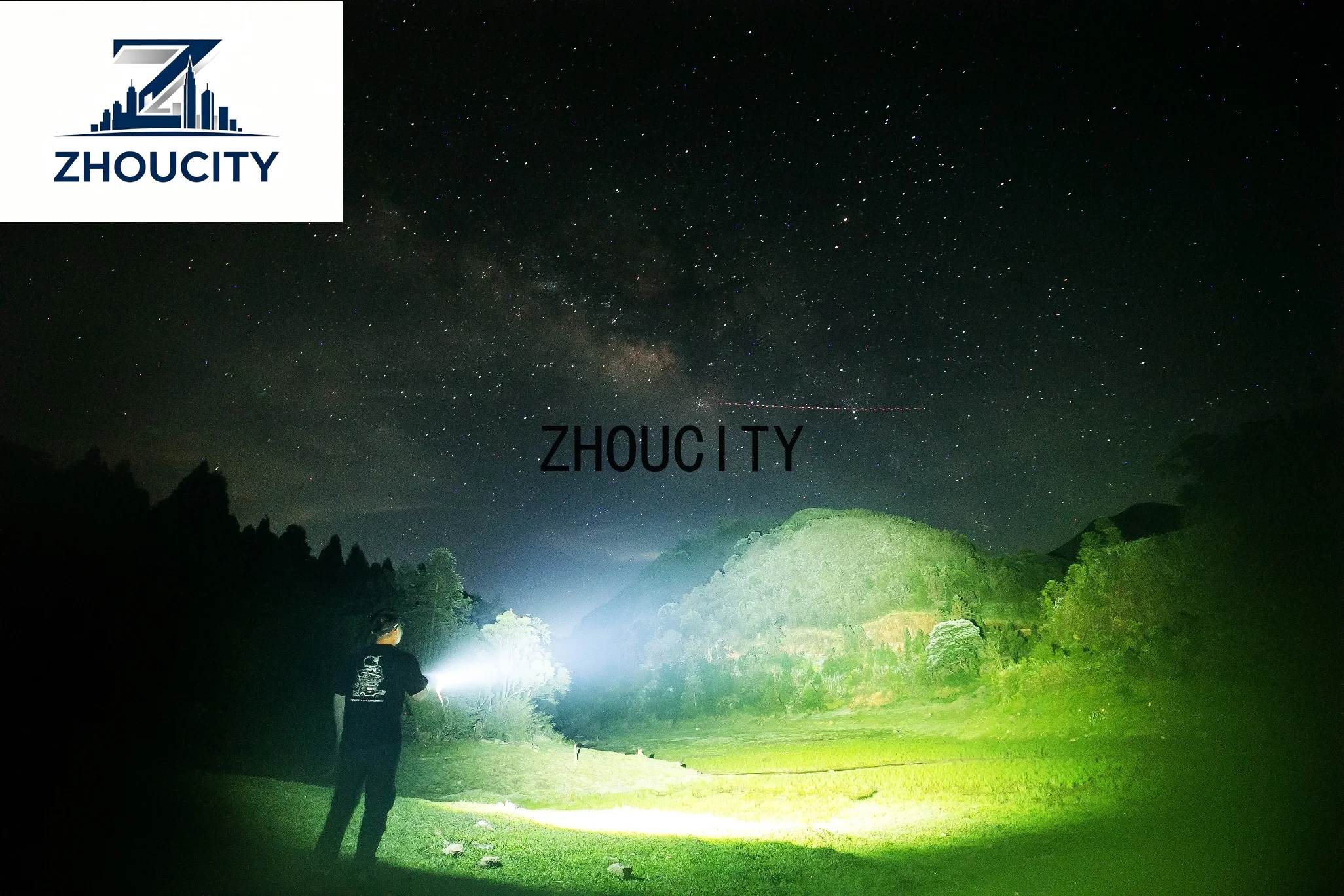 20000lm 300W most powerful led flashlight Saint Torch 31 usb C rechargeable camping searchlight 20000 lumen torch