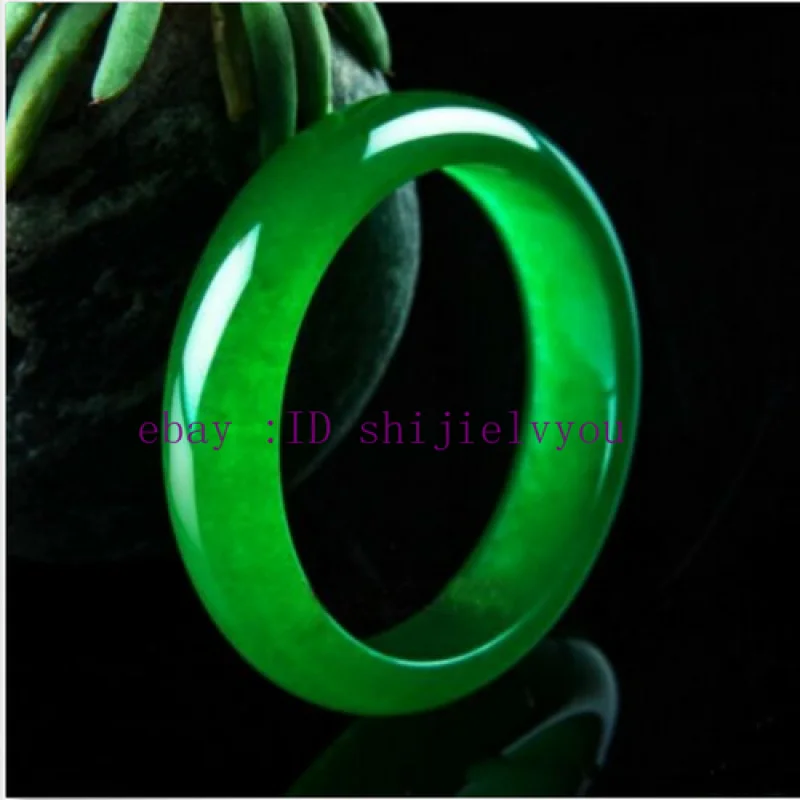 

Браслет из 100% натурального зеленого нефрита (ледяной зеленый), класс A+, диаметр 56-66 мм