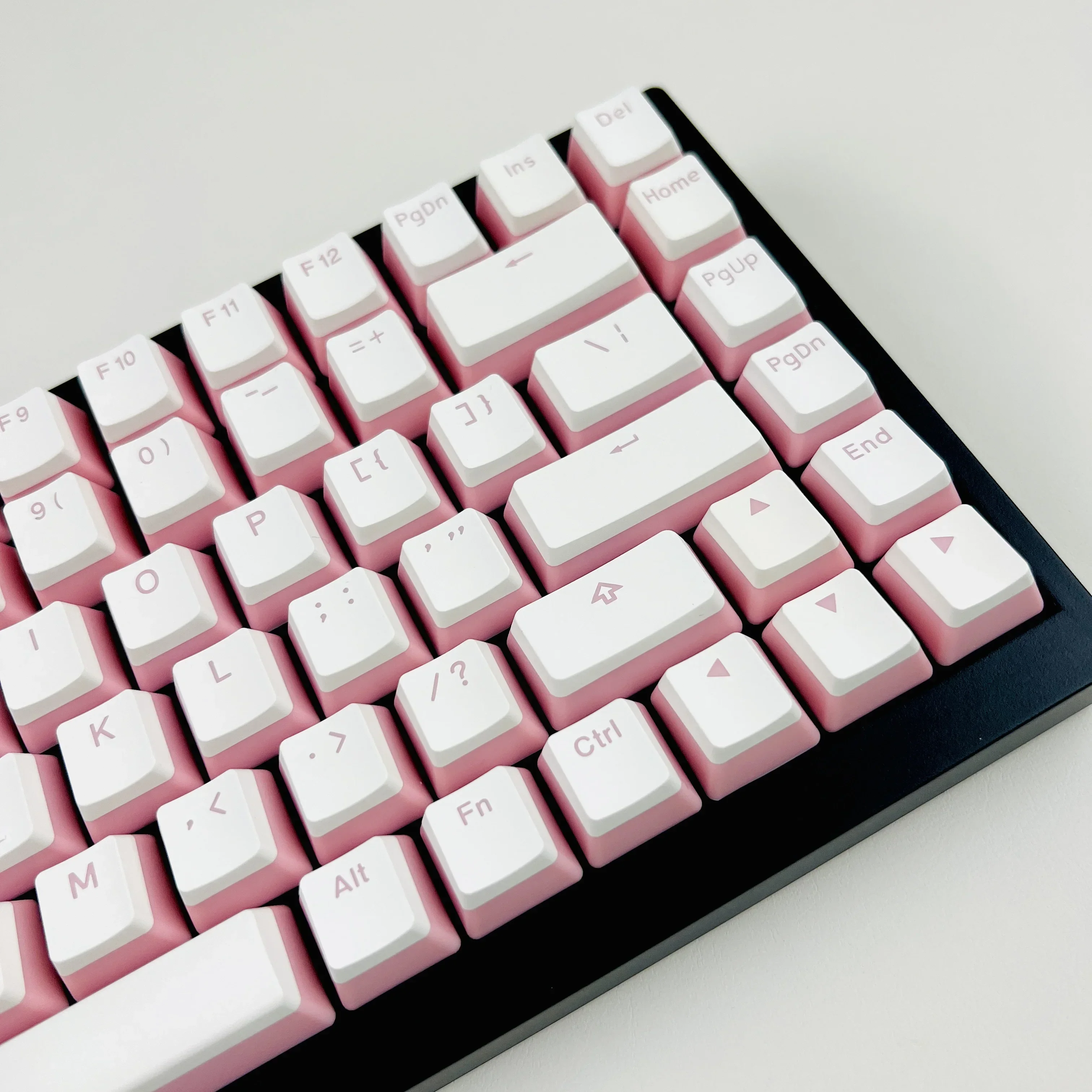 

PBT double leather milk pudding keycap OEM145 key full set with additional opaque cherry blossom pink white new Yingying