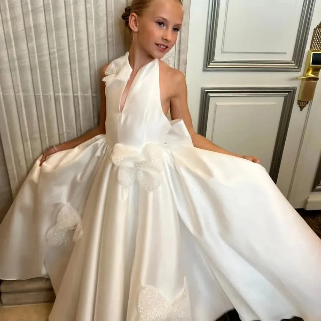 Haute Couture White Satin Pageant Gown Halter Neck Floral Appliqué Flower Girl Gown Pleated A-Line Puff Wedding Bridesmaid Gown