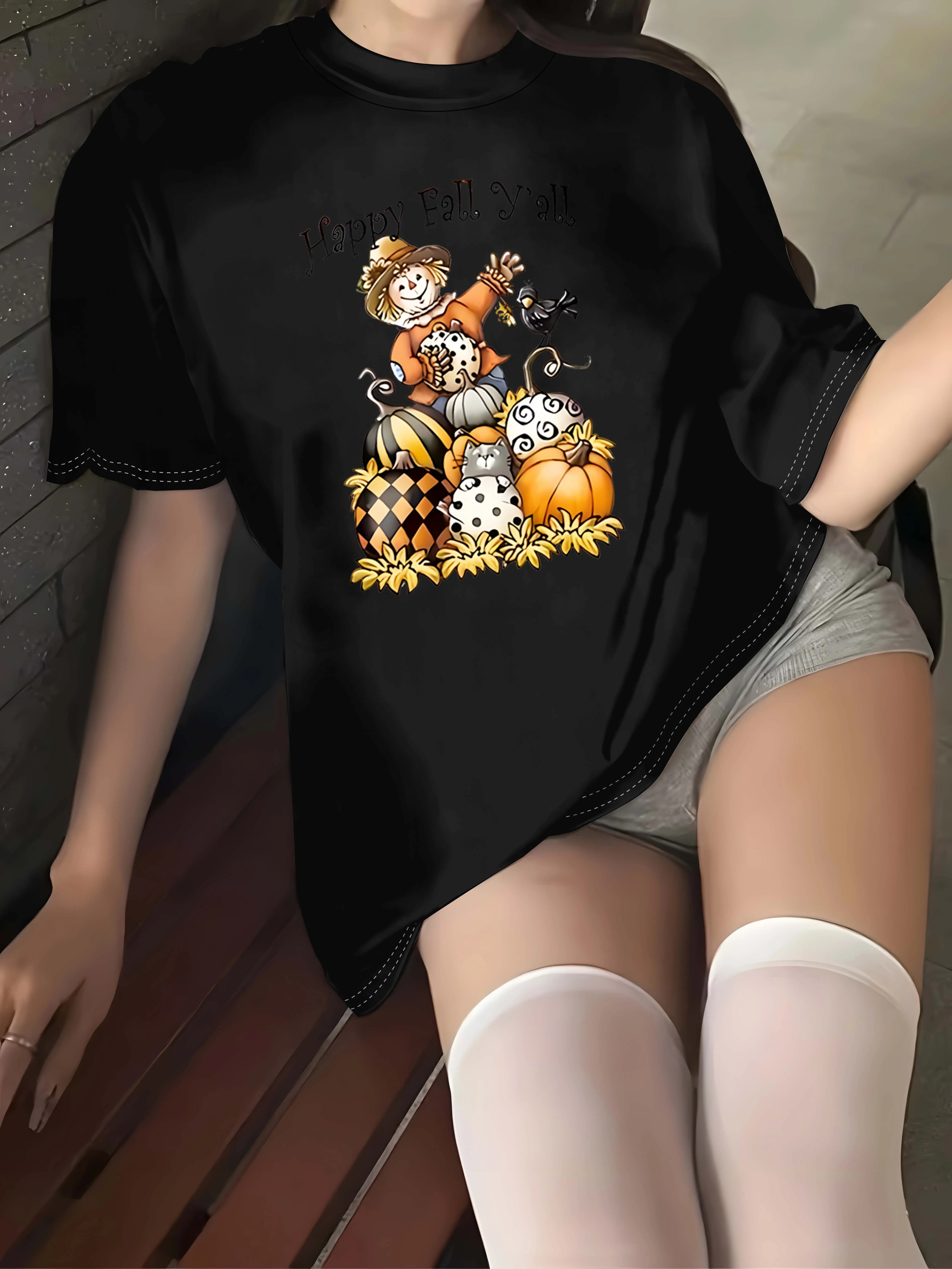 เสื้อผ้ามีสไตล์ขนาดบวกพร้อมฟักทองหุ่นไล่กาในฤดูใบไม้ร่วงและลวดลายสัตว์
