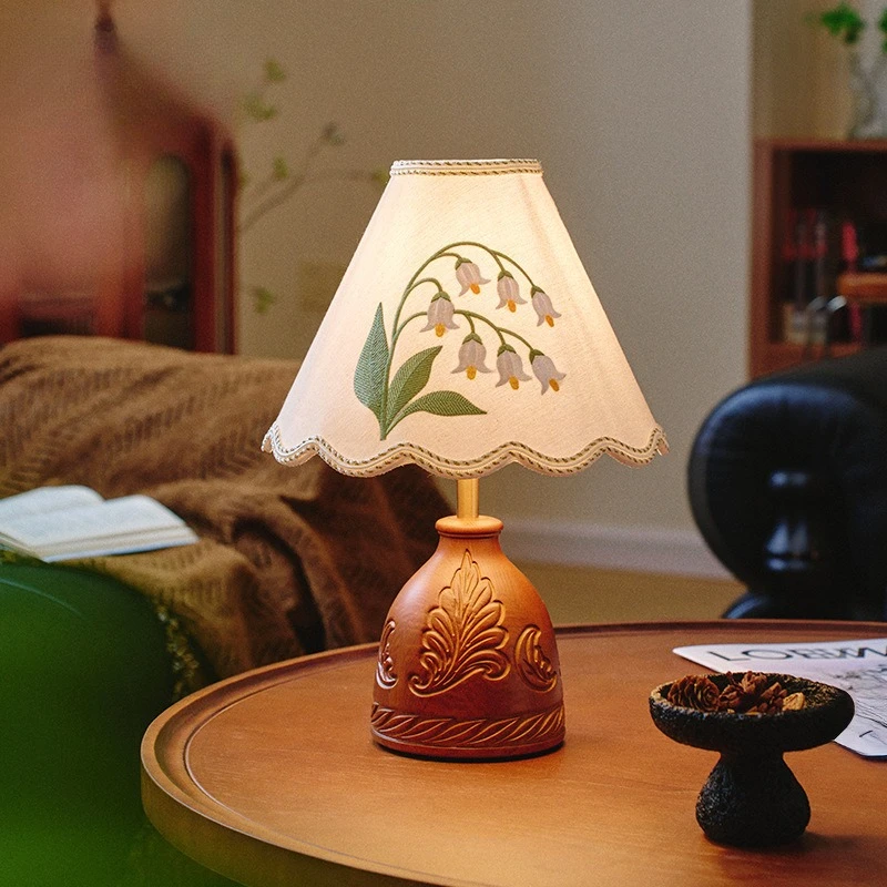 Medieval Lily of the Valley Table Lamp 2025 New Master Bedroom Lamp Art Song Dynasty Aesthetics Retro