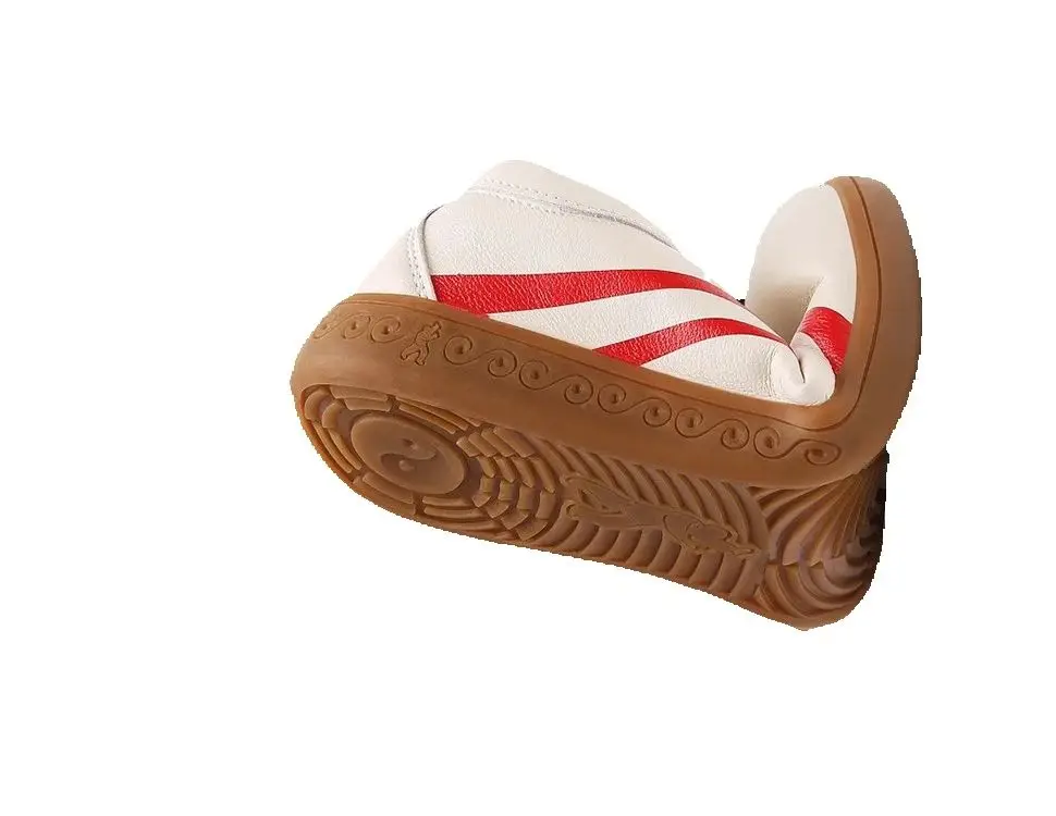 

2025 Hot Sale Tai Chi Shoes Breathable High Quality Martial Arts Shoes Soft Bottom Practice Shoes Wing Chun Shoes