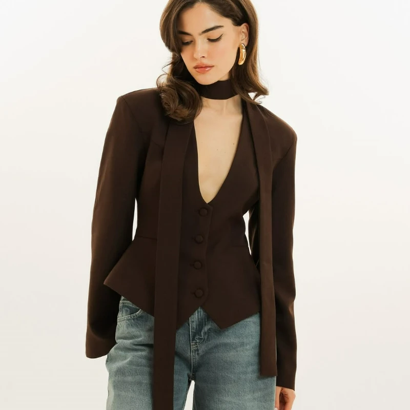 New Fashionable European American Style 2026 Autumn/Winter V-neck Long-sleeved Solid Color Suit Slimming Short Top for Women