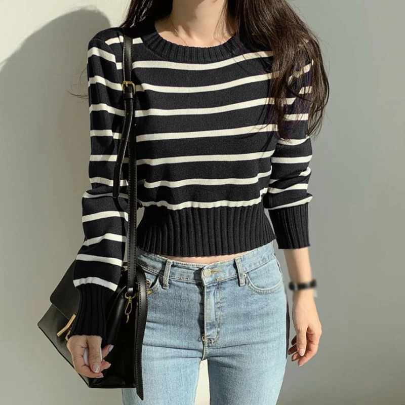 

Women's Knitted Tops O Neck Retro Simplicity Stripe Contrast Color Casual Fashion Gentle Versatile Long Sleeves Tops