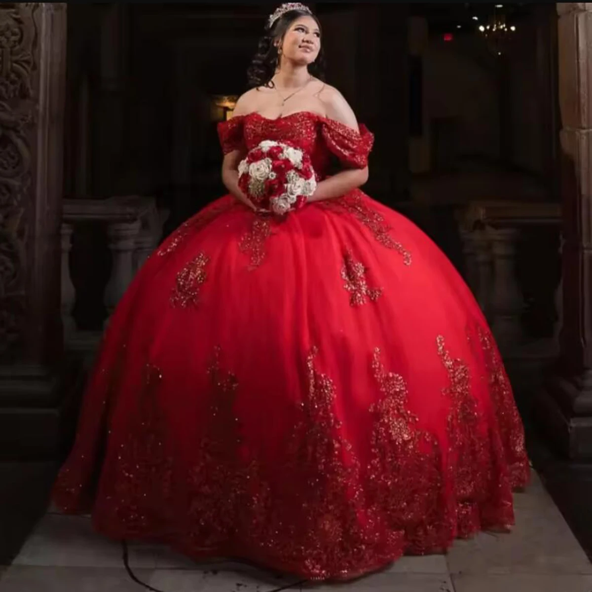 

Luxury Quinceanera Dresses Ball Gown Off The Shoulder Sequin Applique Lace Beading Bow Tull Sweet 16 Dress Vestidos 15 De Anos
