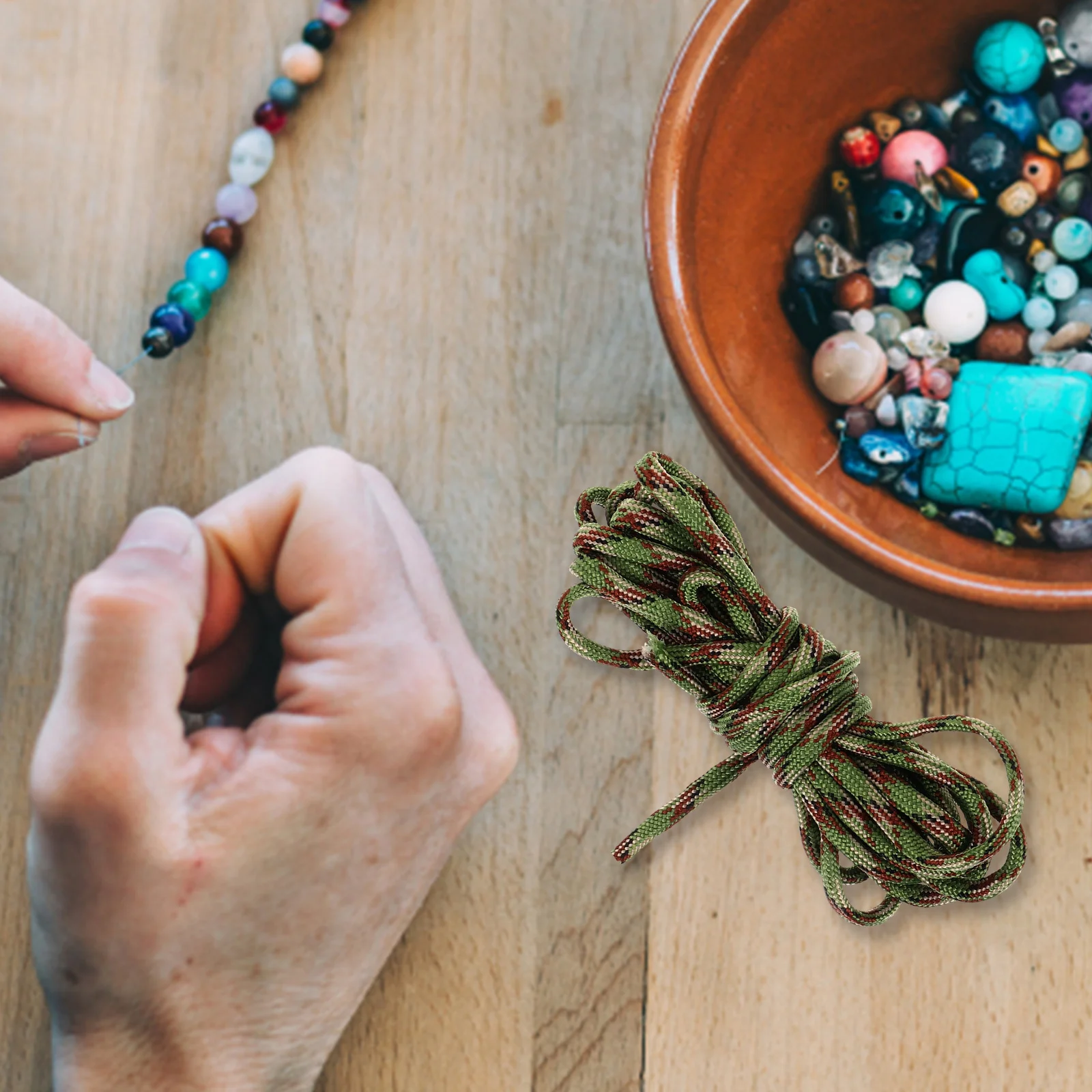 

KOMBIUDA 1 Bundle Outdoor Paracord Rope Tent Cord Multi Function Convenient Camping Hiking Survival Gear