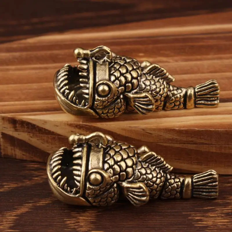Ocean Theme Brass Anglerfish Model 1Pcs Sea Animal Fishbowl Decor Unique Aquarium and Room Decoration