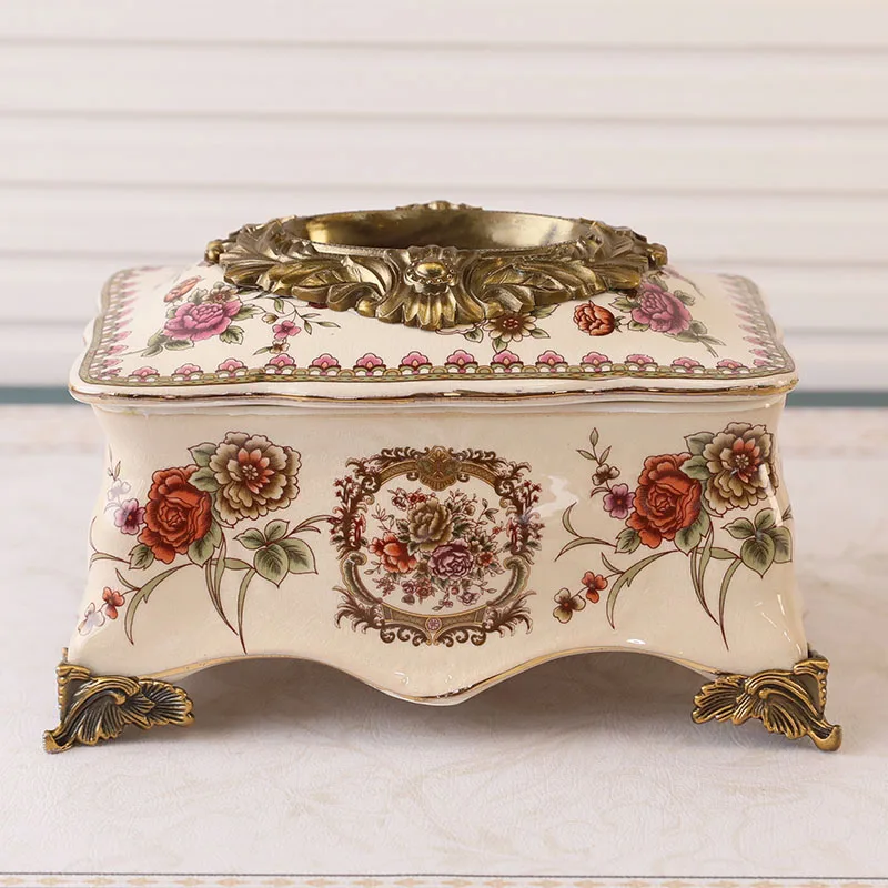 

European-style villa model room decorative pumping carton new Chinese-style American living room coffee table alloy ceramic tiss