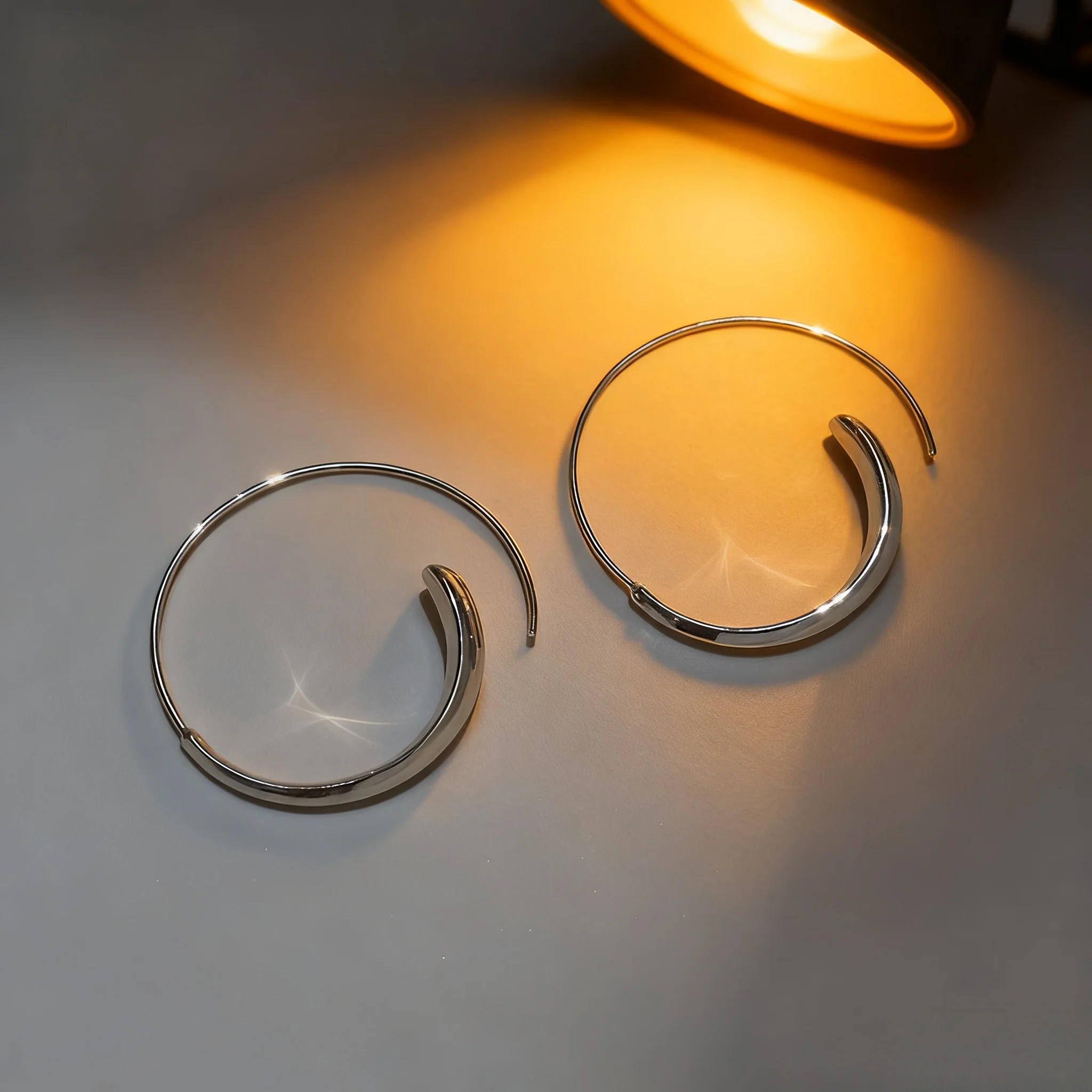 

New Hot Selling Trendy Silver Round Earrings Fashionable Feminine Charming Temperament Engagement Jewelry Gifts Accessories