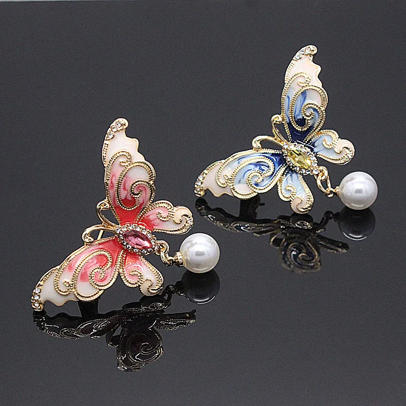 

Enamel Painting Vintage Artistic Chinese Style Rhinestone Pearl Butterfly Brooch Cheongsam Coat Insect Pin Corsage Jewelry Gifts