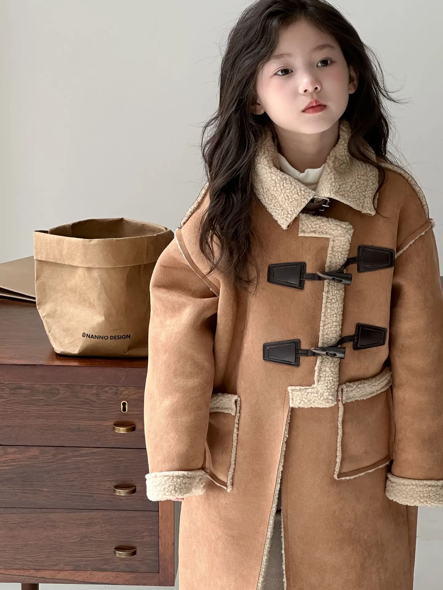 Girls Khaki Coat 2024 Winter Girls Coat Children Thick Foreign Style Long Female Treasure Fur One Coat Korean Simple Style