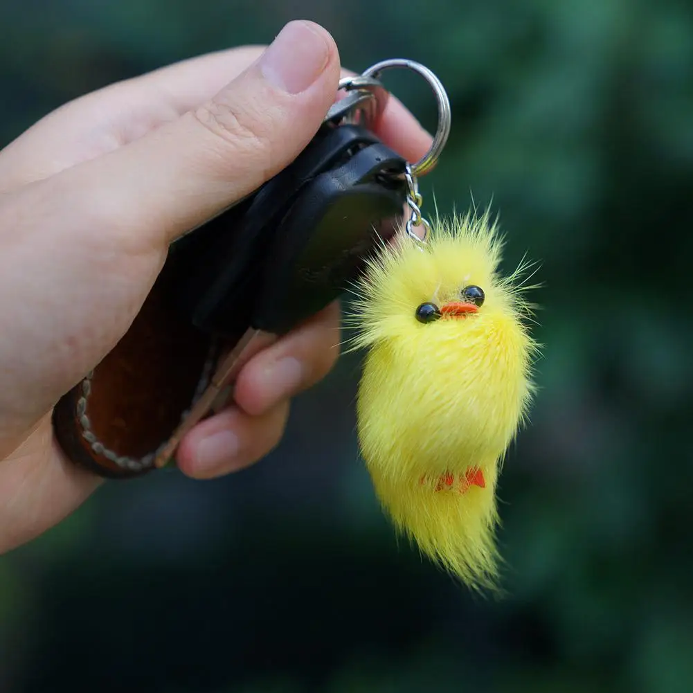 Porte-clés de voiture en peluche de poulet créatif et mignon, pendentif de sac pour femmes, poupée de canard mignon, chaîne à pompon, support de voiture
