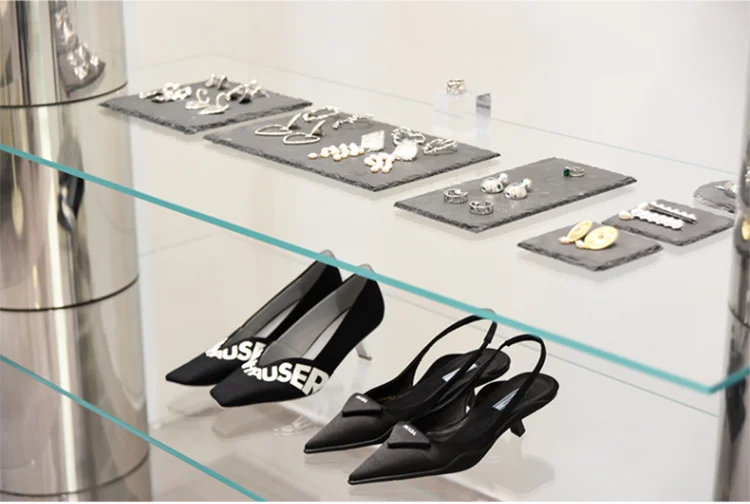 X Display Buyer Decorative Shoes And Bags Shelf Island Rack Stainless Steel Glass Display Stand