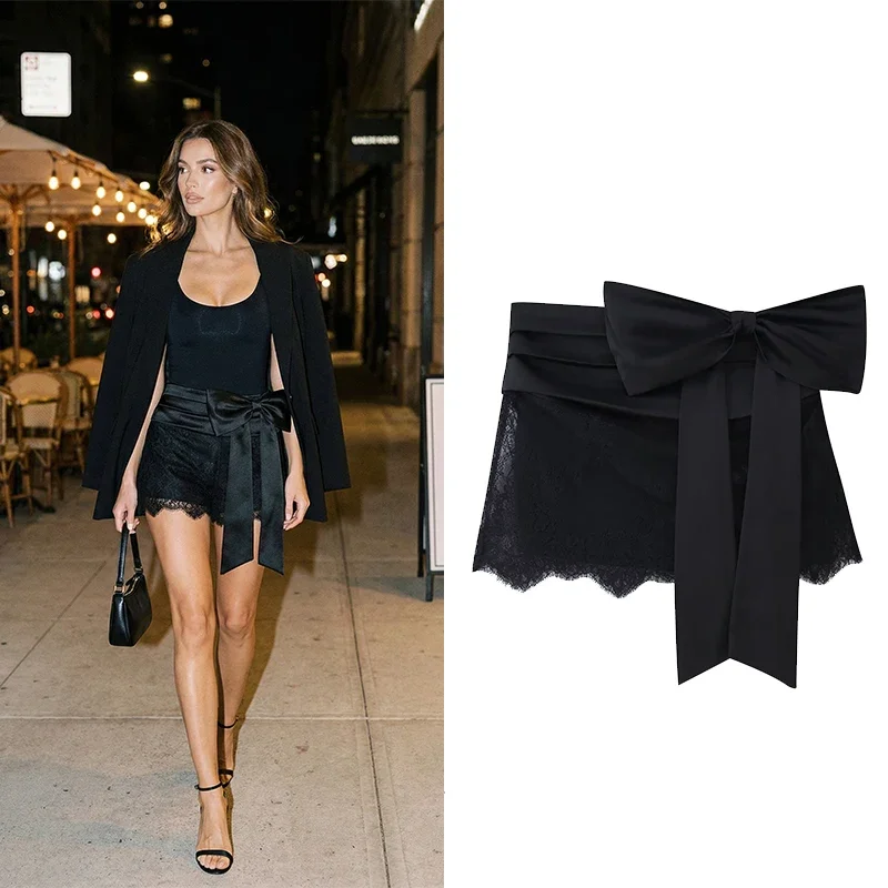 

FANAN Women Fashion With Bow Black Lace Patchwork Side Zipper A-Line Mini Skirt Vintage High Waist Female Chic Lady Skirts