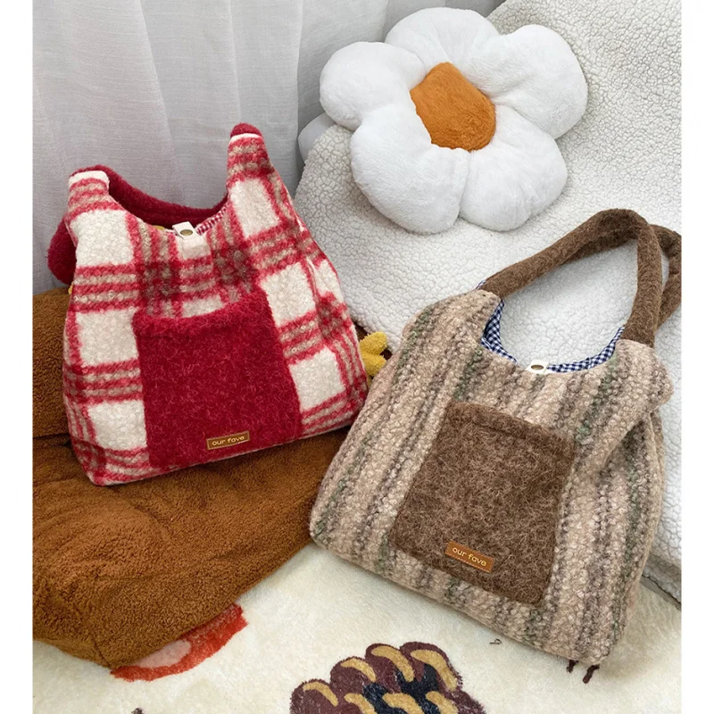 

New Arrival Autumn Winter Fuzzy Mixed Bag Christmas Red Checked Single Shoulder Tote Barn Style Striped Chic