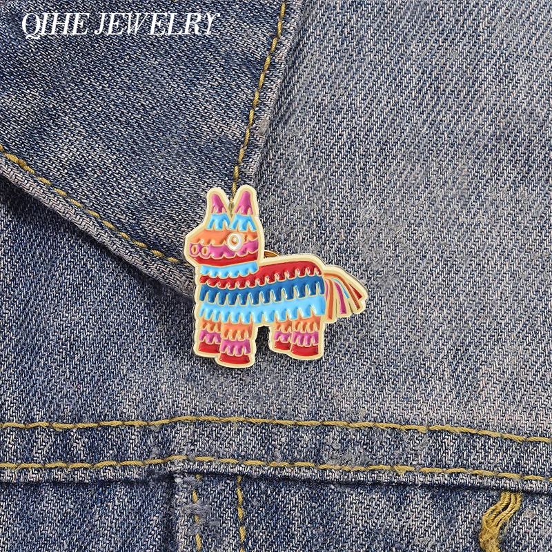 Alfileres esmaltados de piñata de burro creativo, divertido juego de piñata mexicano, broches de burro arcoíris, insignia de solapa para ropa, regalo de joyería para amigos