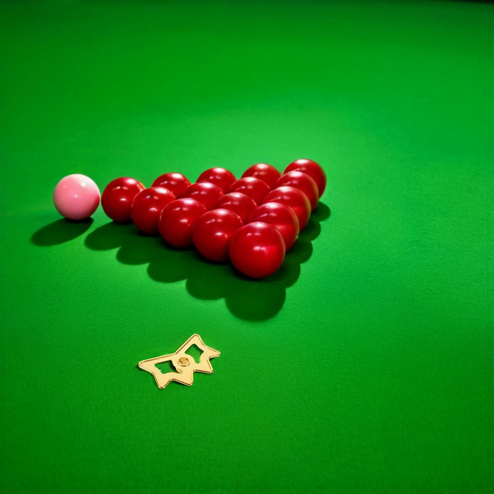 Pool Cue Bridge Head Metal Crown Shape Cue Rest Holder for Billiards Snooker Table Game Room