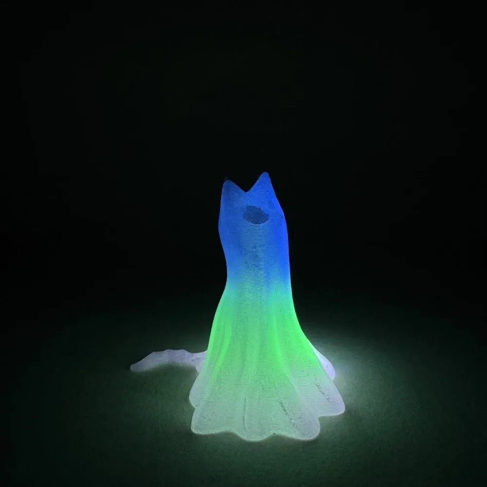 3PCS/SET Funny Halloween Cat Figurines Glow-in-the-Dark Plastic Material Ghostly Cats Miniature Unique Design