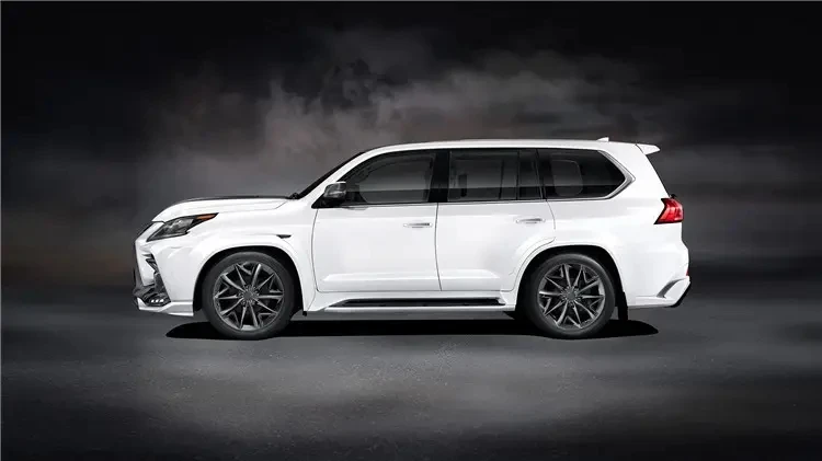 Auto parts for Lexus LX570 Body kit LX570 is upgraded with a Khann-style carbon fiber wide-body kit for front and rear bumpers