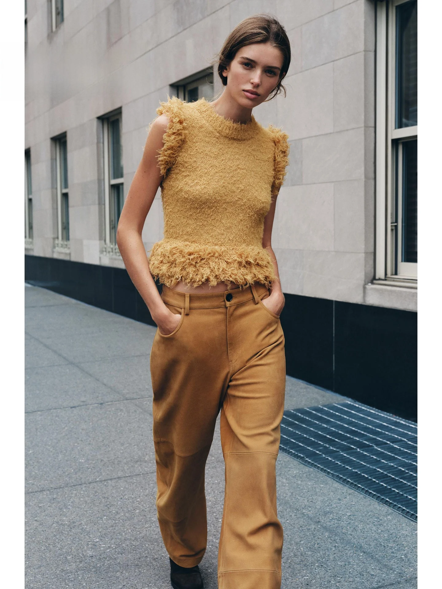 ZAPRHA 2025 otoño nuevo Sle mujer Slim Fit Svel Top de punto efecto piel Artificial ropa Casual prendas de vestir exteriores redondas Ne