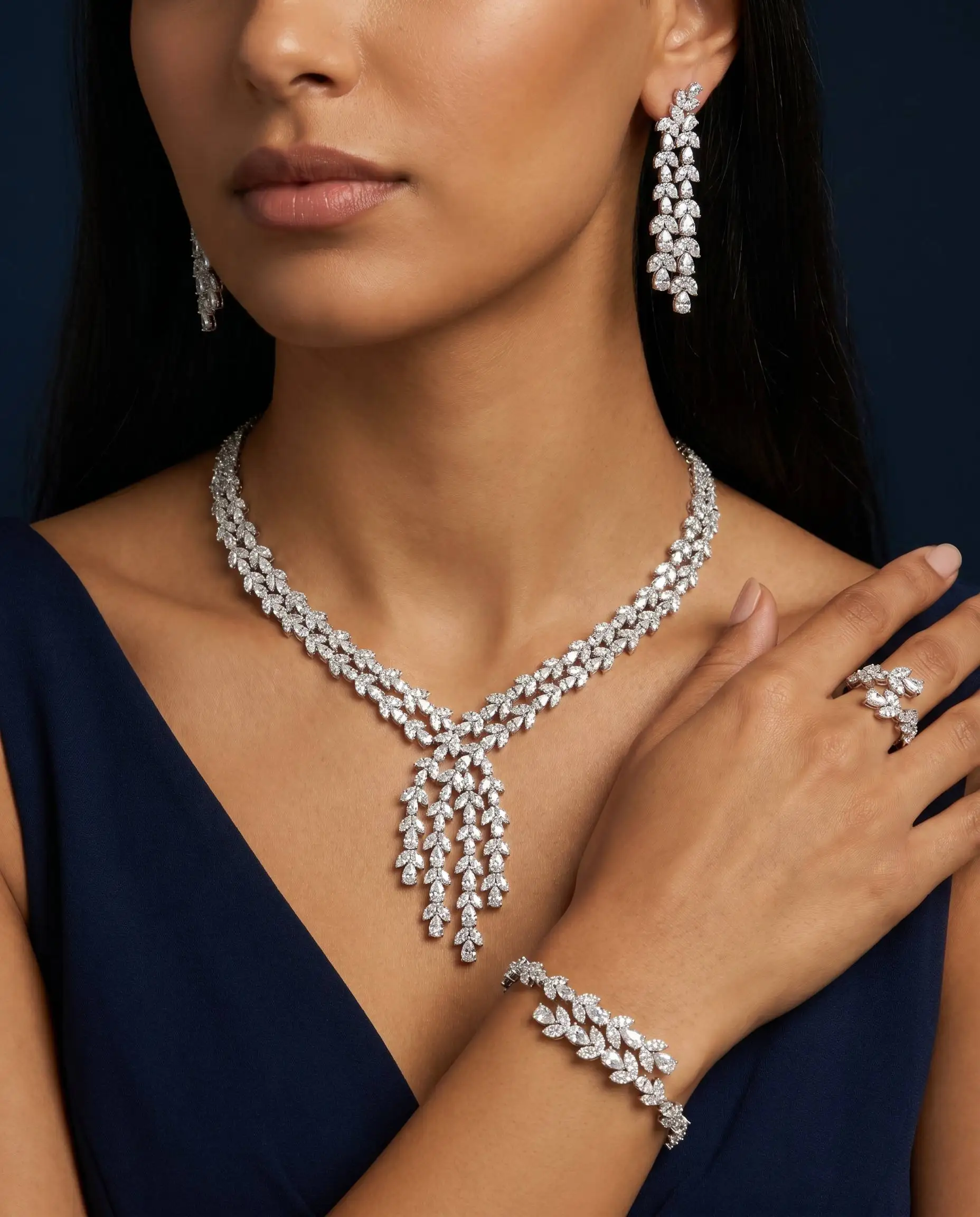 Bride Talk Luxury 4PCS Marquise Leaf Tassel CZ Zirconia Bridal Jewelry Set Dubai African Nigerian Wedding Banquet Accessories