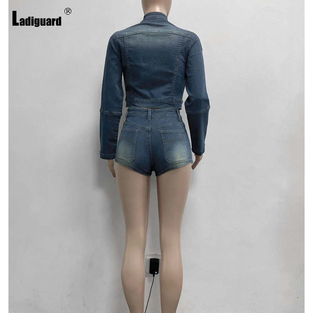 Ladiguard 2025 مثير زر الدنيم مجموعة تي شيرتات قصيرة للأطفال النساء موضة جان الستر والسراويل القصيرة السيدات خمر زمم قطعتين مجموعات جديد #6