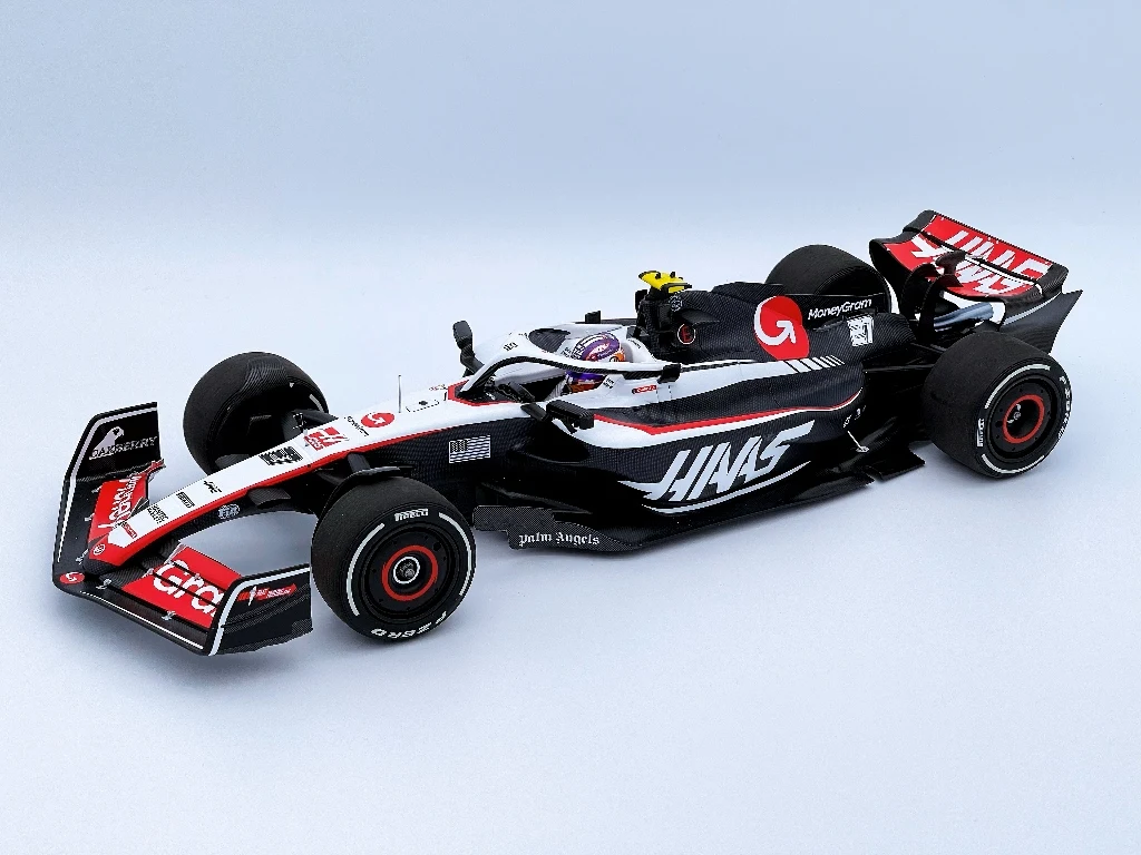 Minichamps 1:18 F1 Haas VF23 Nico Hulkenberg 2023 Simulation Limited Edition Resin Metal Static Car Model Toy Gift