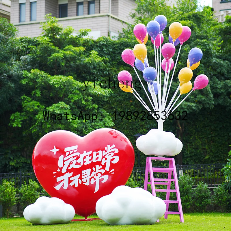 

L28-outdoor fiberglass big love sculpture shopping mall park scenic spot photo cloud ladder balloon ornament