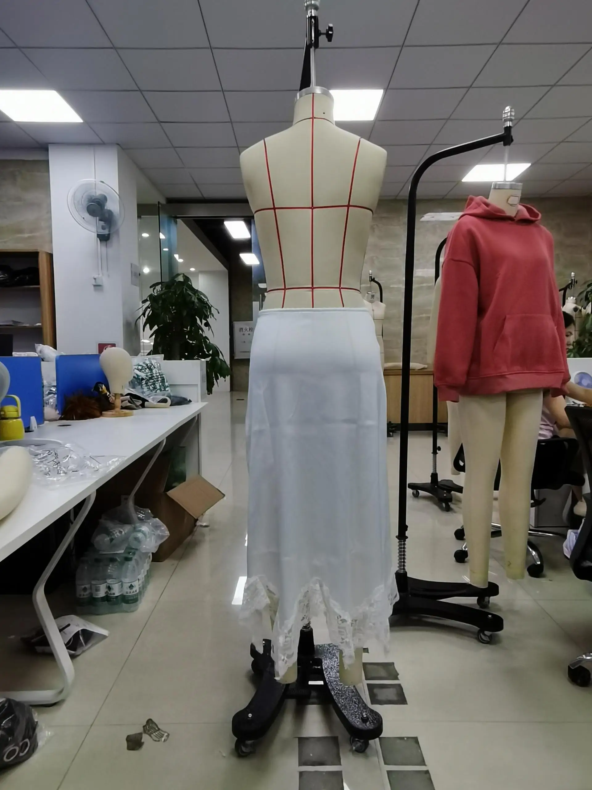 Women’s Fall Skirts Low Elastic Wasit Lace Patchwork Irregular Hemline Elegant Long Skirt