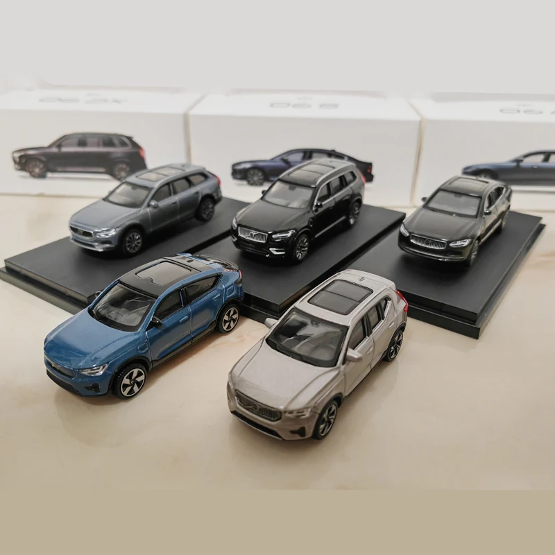 1:64 Volvos XC40 XC60 XC90 C40 S90 V90 Alloy Car Model Diecast Metal Toy Vehicles Car Model Simulation Miniature Scale Kids Gift