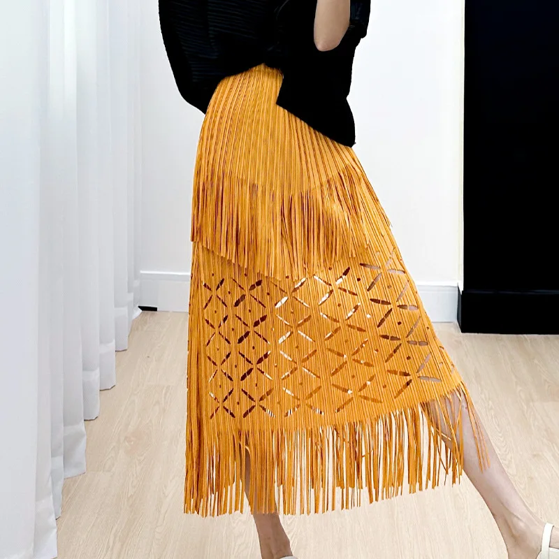 

Miyake Pleated Summer Tassel Hollow Half Skirt Korean Edition Designer's Seaside Holiday Style Half Skirt Travel Fashion 2023