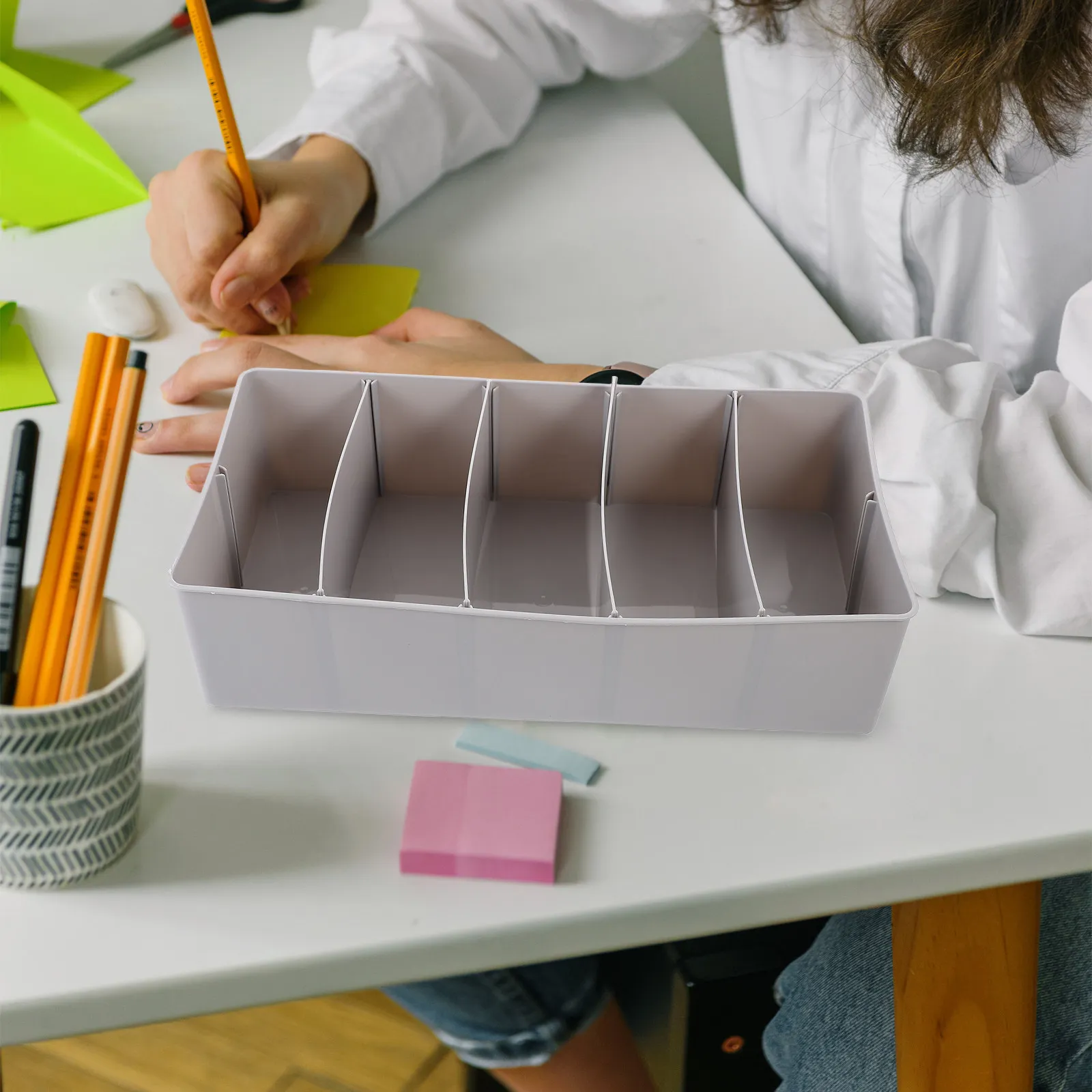 

Multi-Compartment Cash Drawer Tray Portable Currency Till for Business Hall Hotel Store Desk Storage Organizer Money Tray Coin