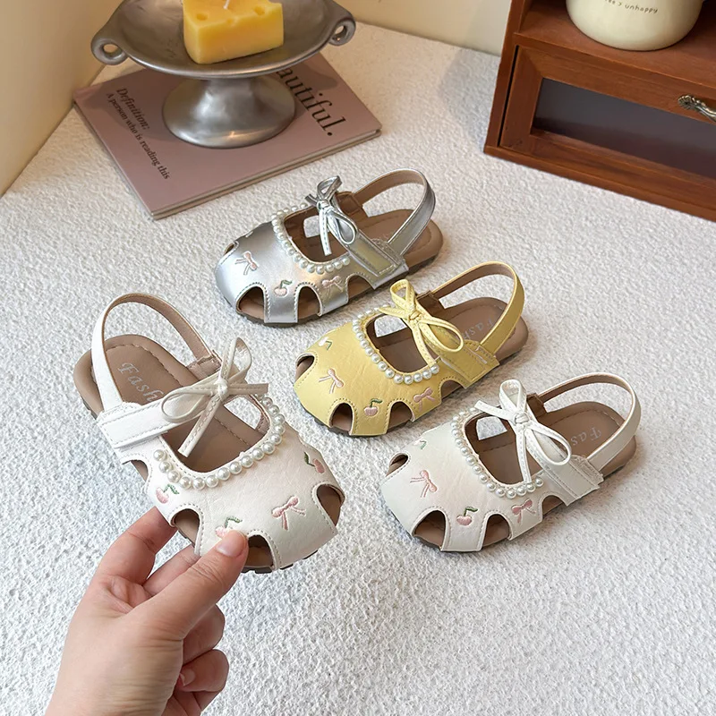 Baby Girls Sandals 2026 New Girls Sandals Summer Soft Sole Princess Shoes Comfortable Non Slip Footwear For Baby Girls Outdoor