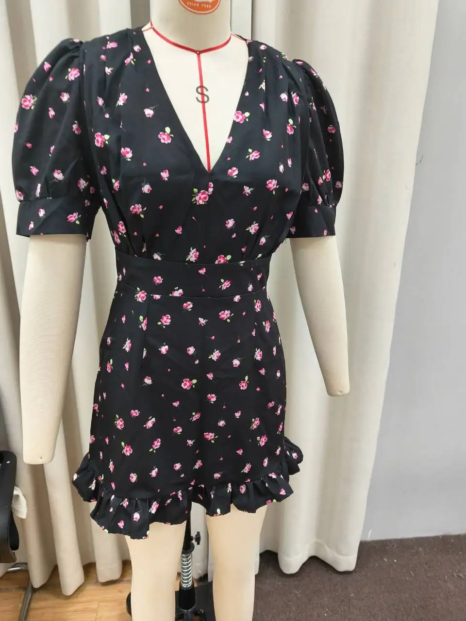 Chic Printed Slim Fit Mini Dress Women Elegant V-neck Puff Short Sleeves Waist Cinching Dresses 2026 Summer Lady Party Robes New