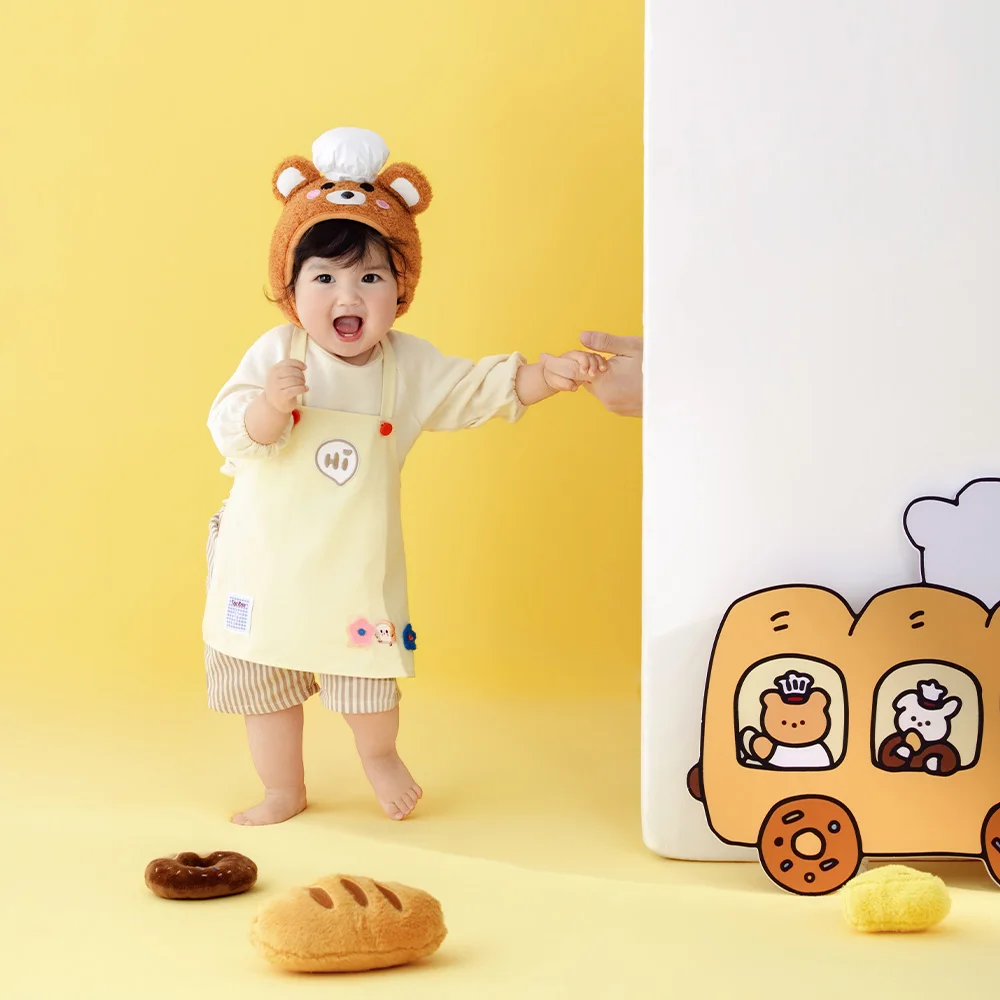 1 Year Old Baby Bakery Theme Photography Props Set Cute Bakery Chef Costume Bread Donut Plush Prop for Studio Toddler Photoshoot