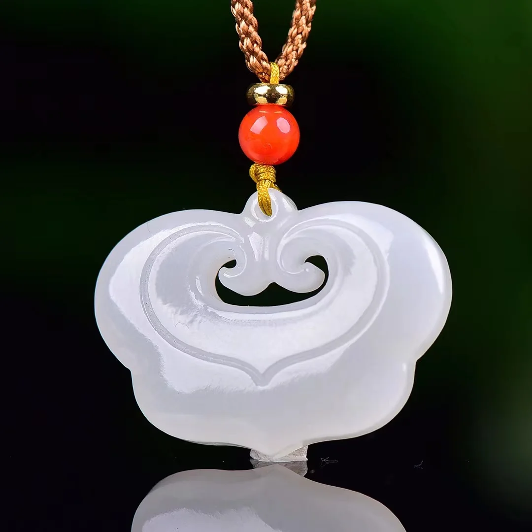 

Exquisite Hetian Jade Jewelry Qinghai Material Ruyi lock Pendant 1015#