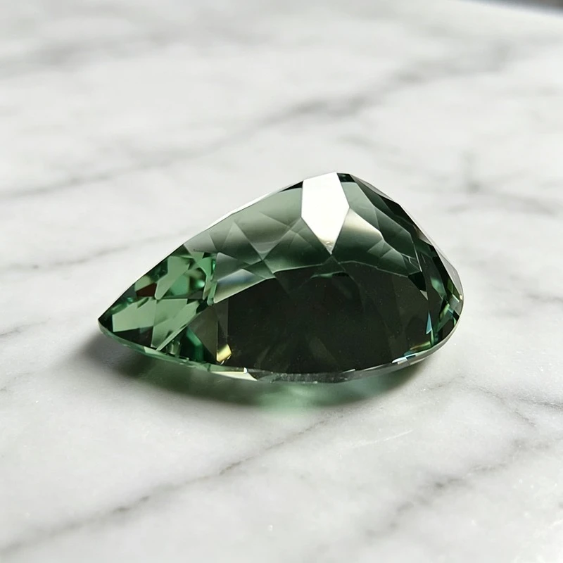 Laborgezüchteter Saphir in Birnenform, grüne Farbe, Edelstein-Anhänger für DIY-Schmuck, Ring-, Halsketten- und Ohrringherstellung, wählbares Zertifikat – Detail 2