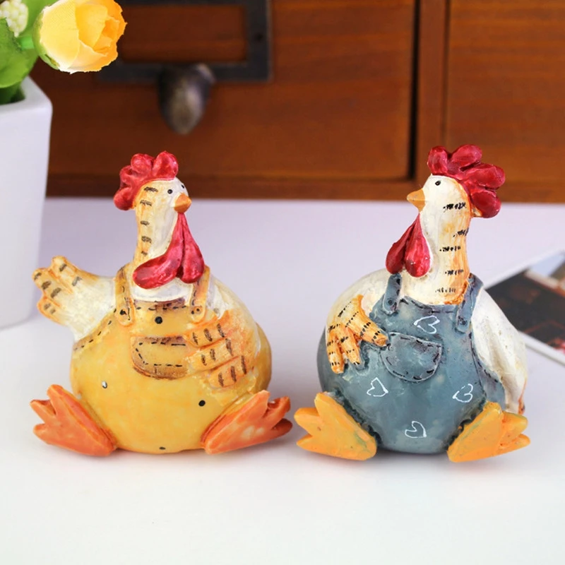 2Pcs Couple Chicken Ornaments Rooster Statue Couple Animal Ornament Tabletop Figurines Decorations