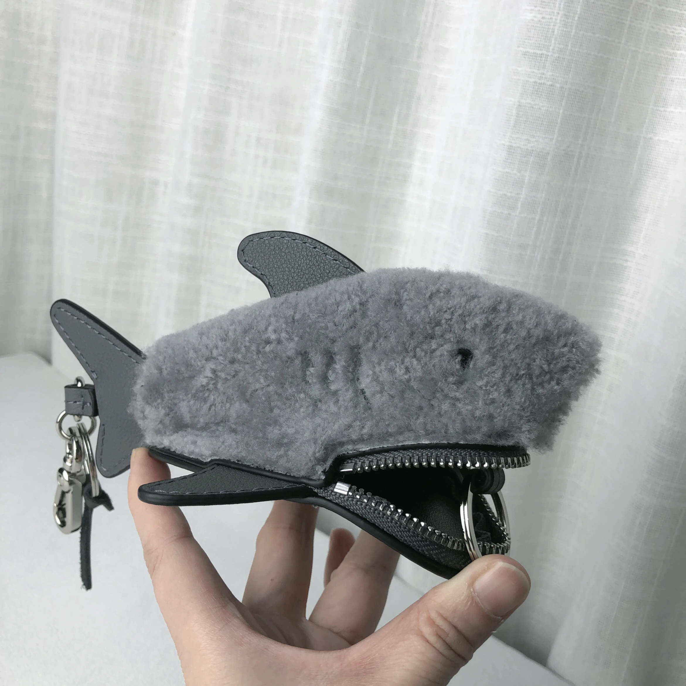 

Индивидуальный кошелек для монет из овчины с акулой, мужской автомобильный брелок для ключей, подарочная сумка, подвеска с брелоком, аксессуар для зимнего рождественского подарка