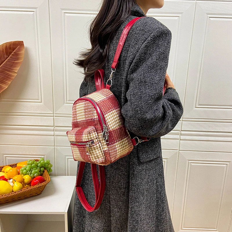 New Casual Women Backpack Zipper Checkered Schoolbag Korean Version Of Winter Fashion Small Backpack Female